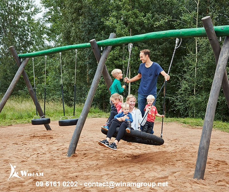 The benefit of the swing is to shorten the generation gap